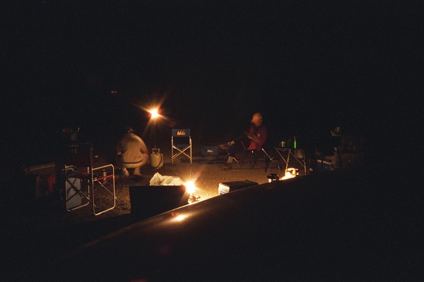 Camplight.jpg (32093 bytes)