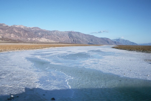 Salt & Water.jpg (57310 bytes)