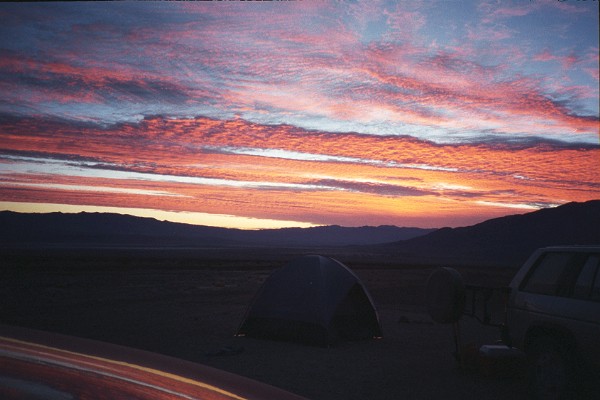 Sunset.jpg (56986 bytes)
