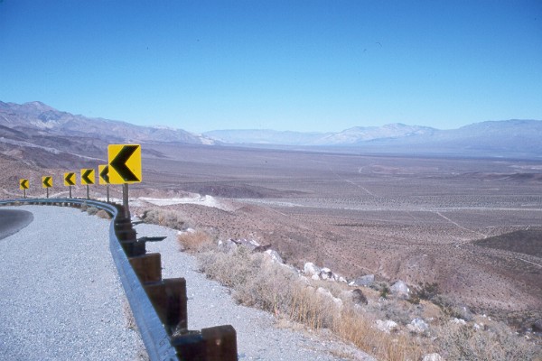 Valley View.jpg (64650 bytes)